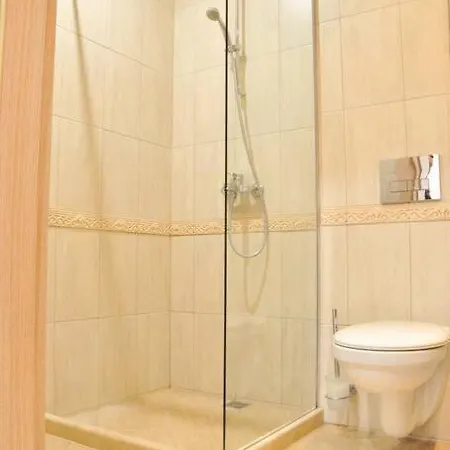 Apartament - South Bay Varna